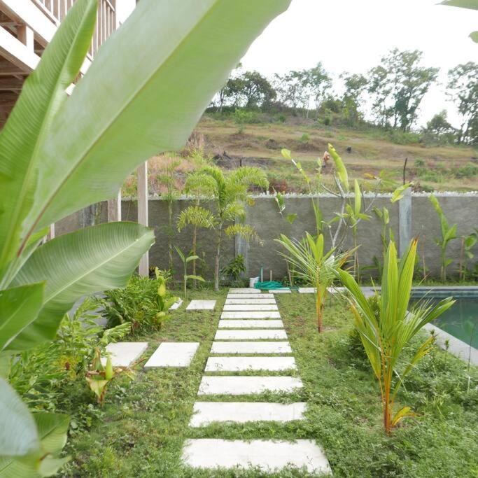 Silir Villa "Your Cozy Home" Mataram Exterior photo